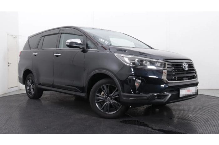 Toyota Innova Crysta